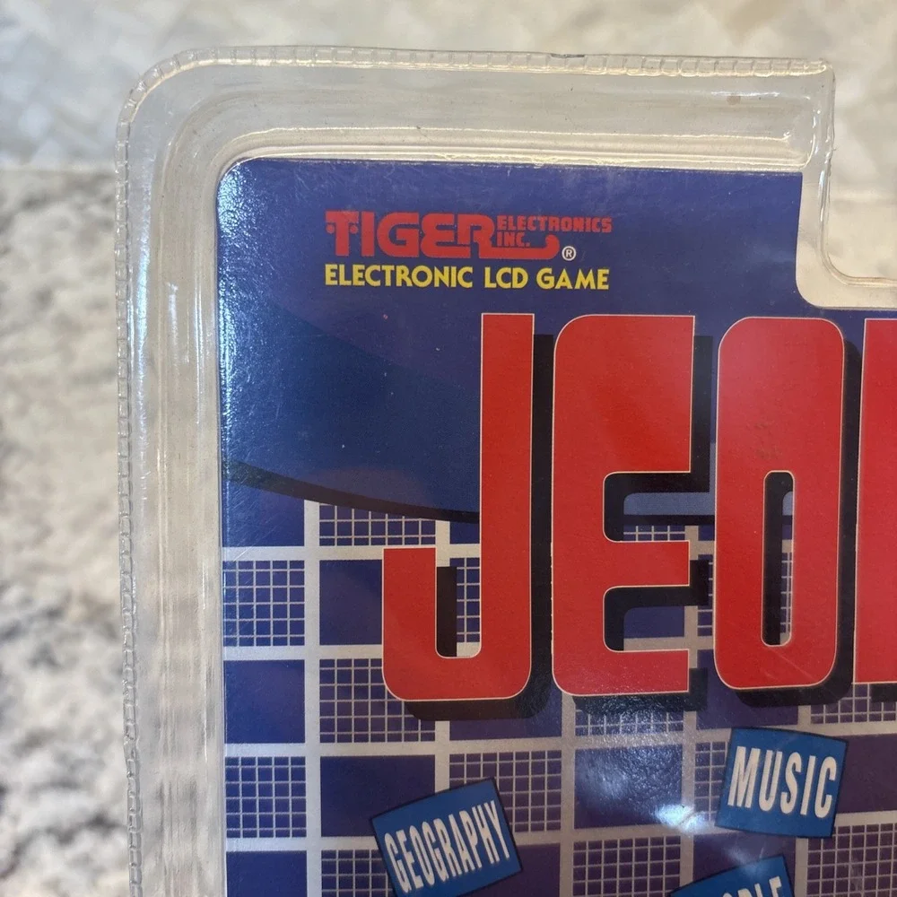 Jeopardy‎ Vintage 1995 Tiger Electronics Handheld Electronic LCD Game New Sealed